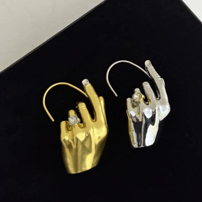 1PCExaggertaed Metal Hand Left Earcuff