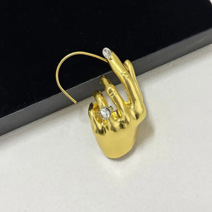 1PCExaggertaed Metal Hand Left Earcuff